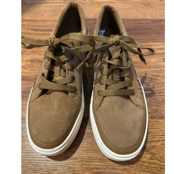 UGG Women's Zilo Suede Platform Lace-Up Fashion Sneaker – Tan – Size 8.5 - Picture 3 of 9